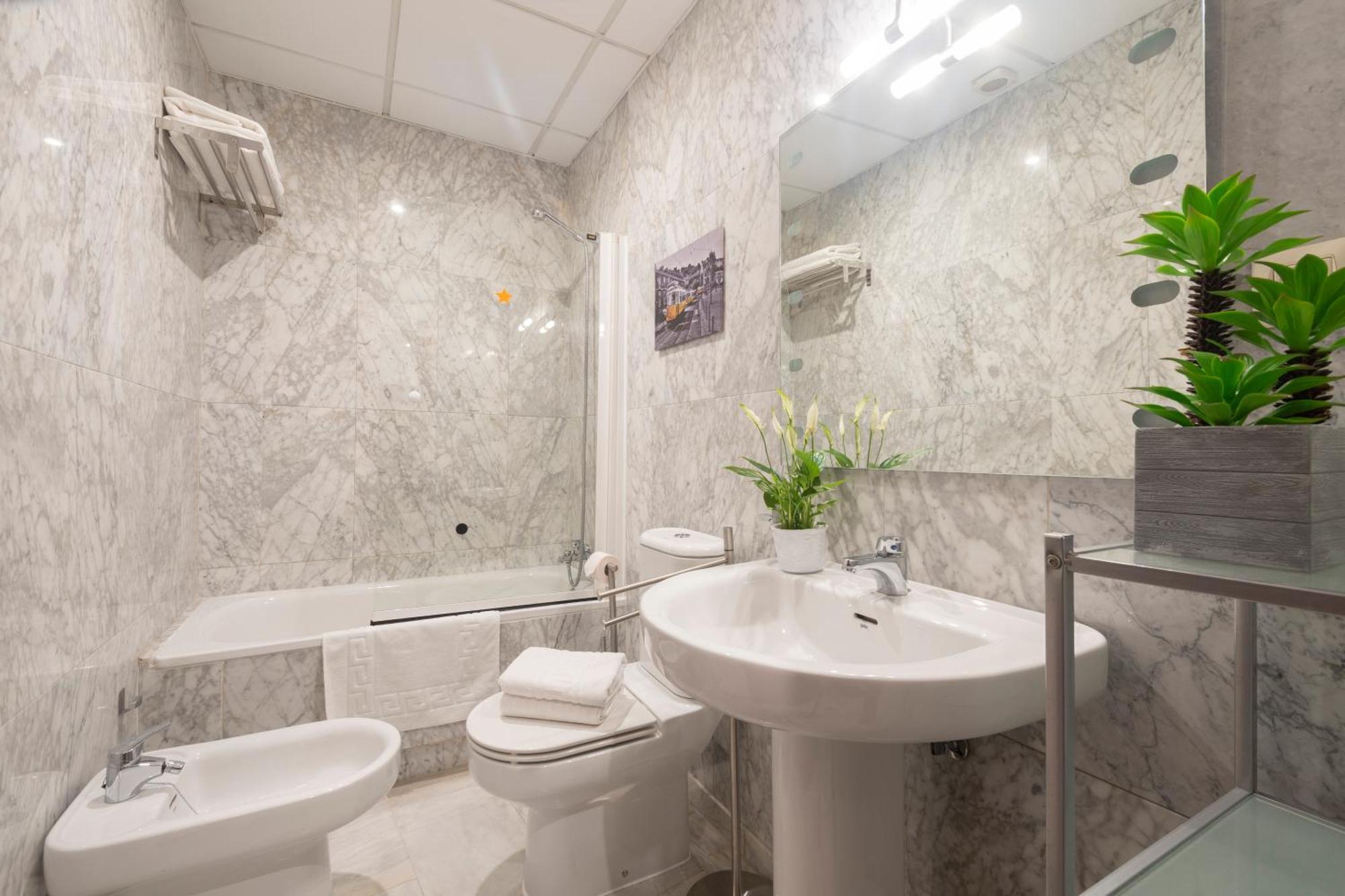 Apartamento Adultos Centro Nueva De La Virgen 2 Free Parking Granada Kültér fotó
